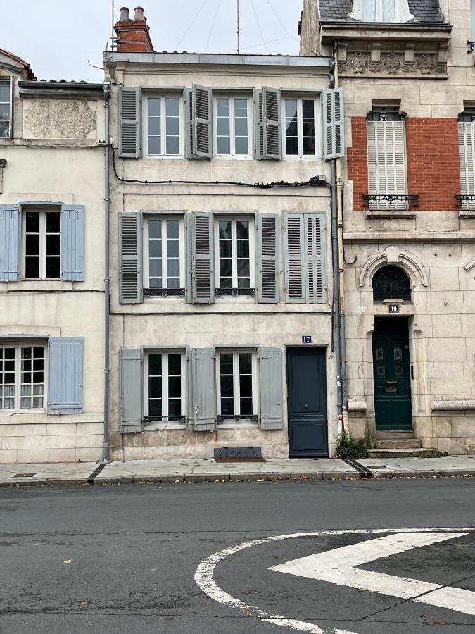 L'Appart Sur Jardin 42M2 Tres Calme La Rochelle  Exterior photo